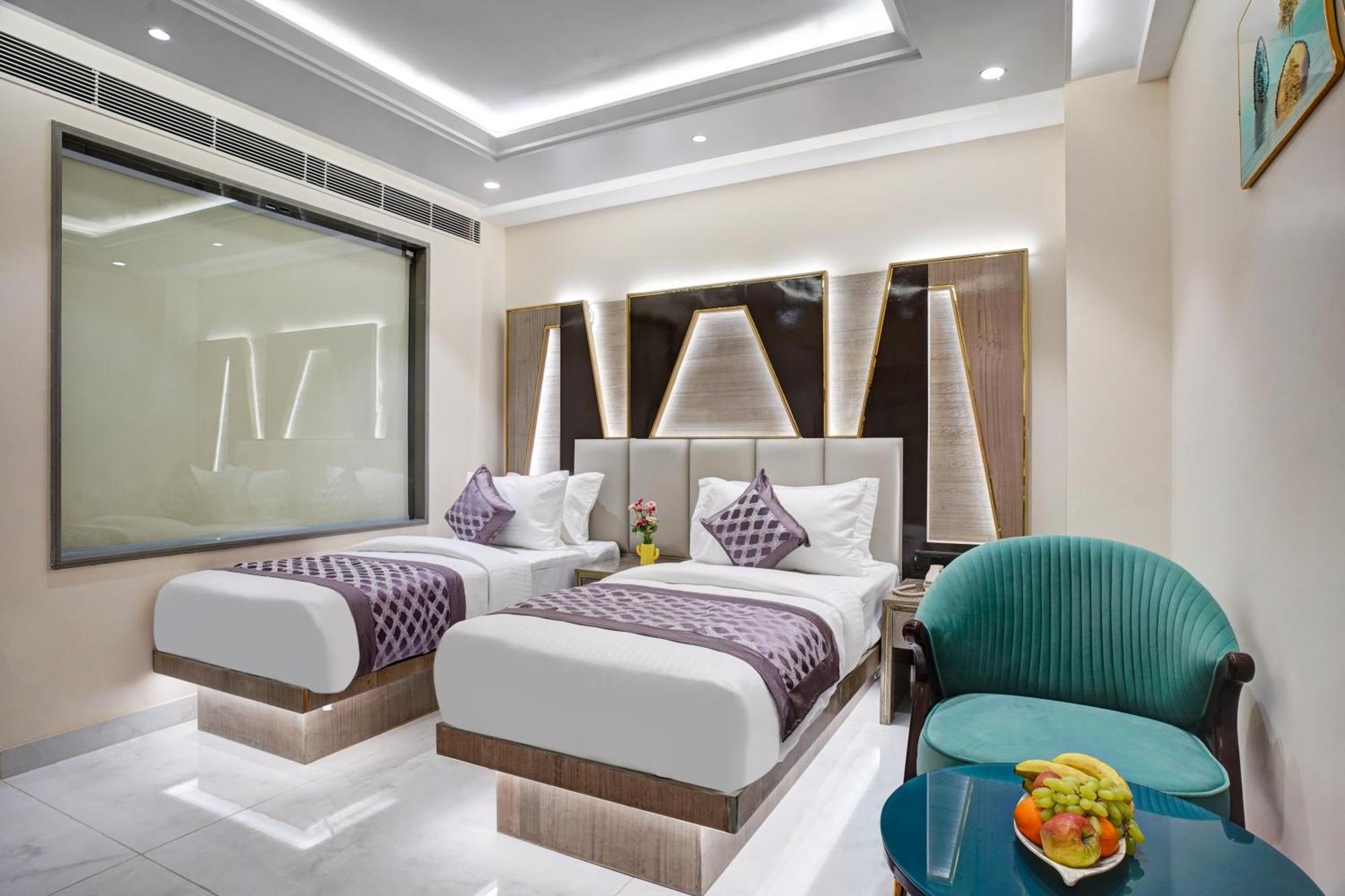 Hotel Gold The Prime Newly Built 2 Mins From Connaught Place And Railway Station New Delhi