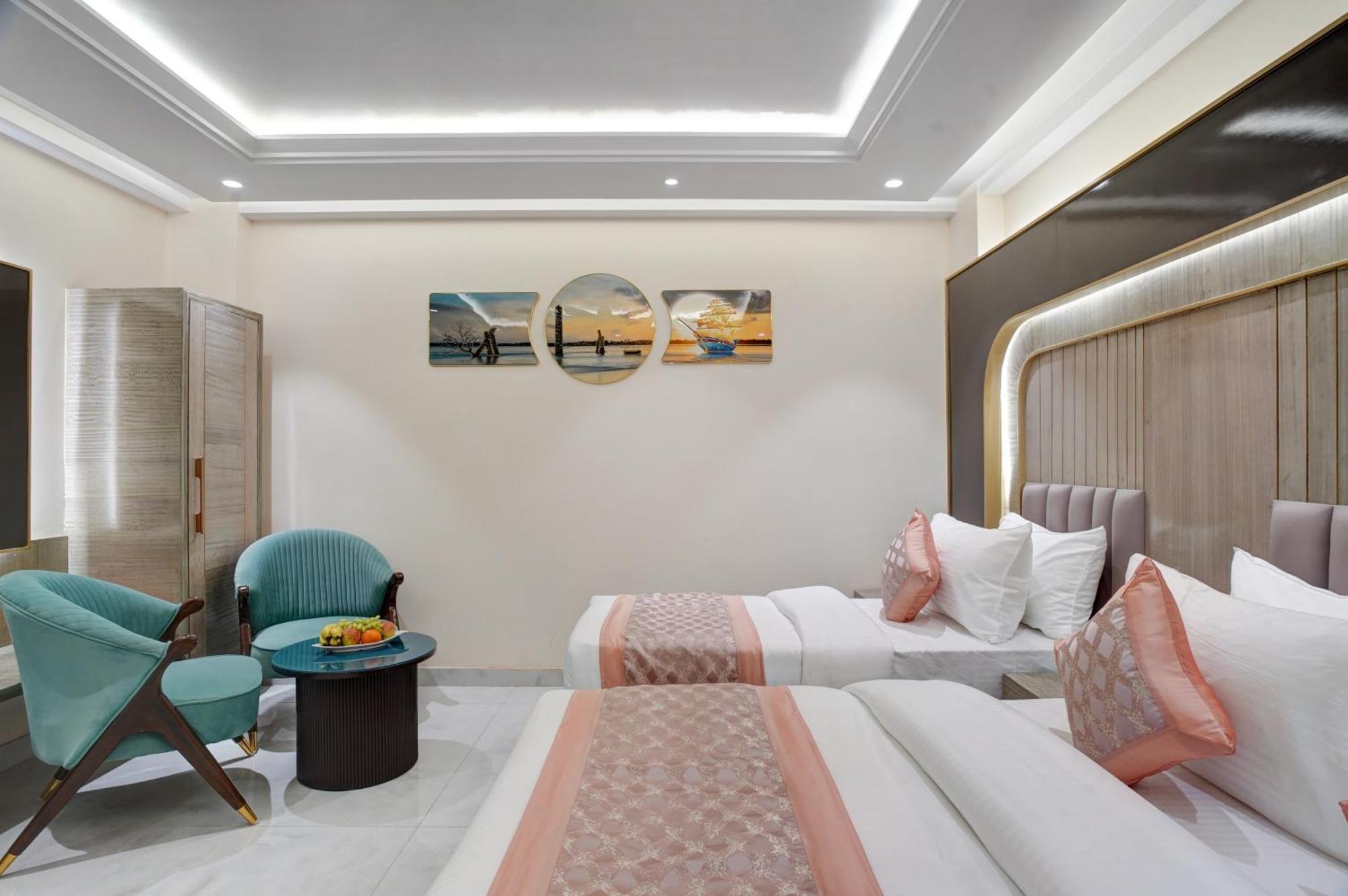Hotel Gold The Prime Newly Built 2 Mins From Connaught Place And Railway Station 4*