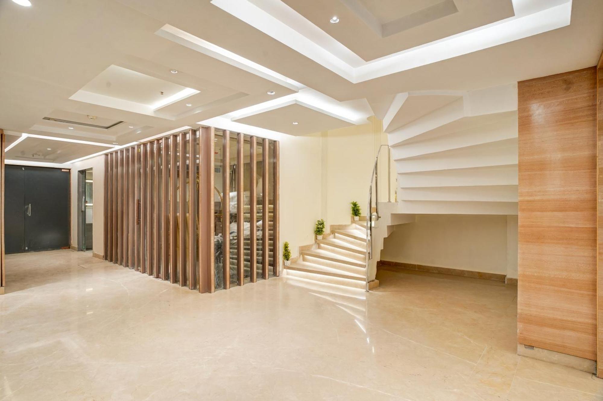 Hotel Gold The Prime Newly Built 2 Mins From Connaught Place And Railway Station 4*
