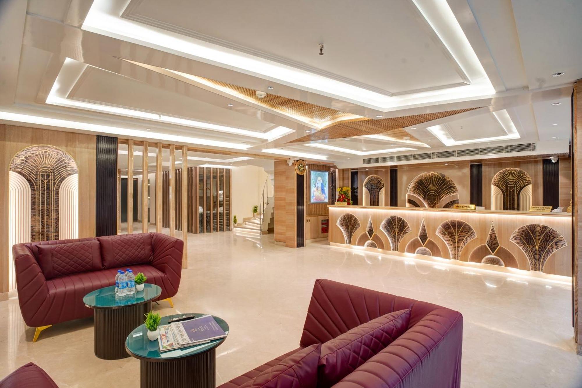 Gold The Prime Newly Built 2 Mins From Connaught Place And Railway Station