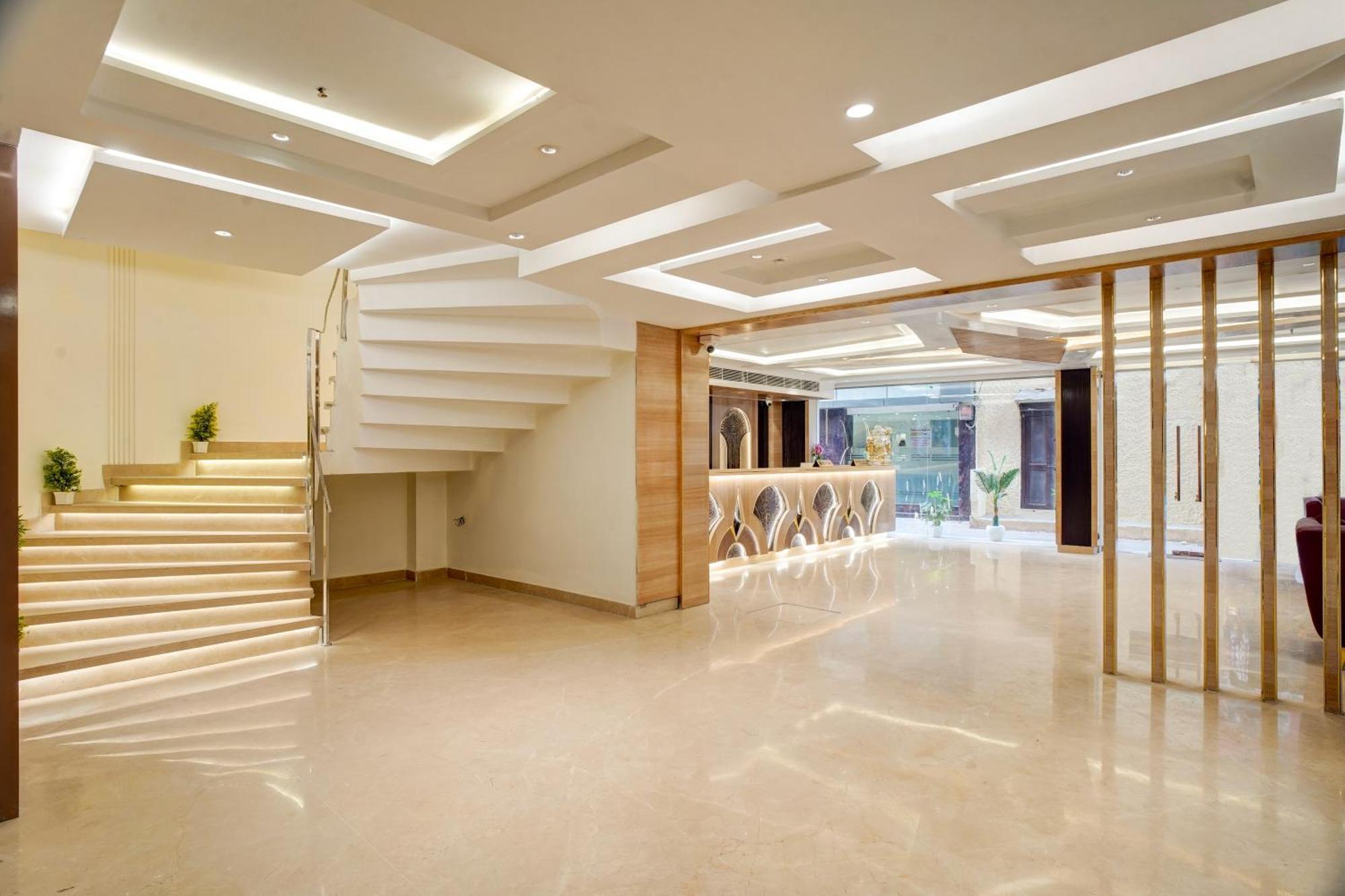 Gold The Prime Newly Built 2 Mins From Connaught Place And Railway Station Hotel New Delhi