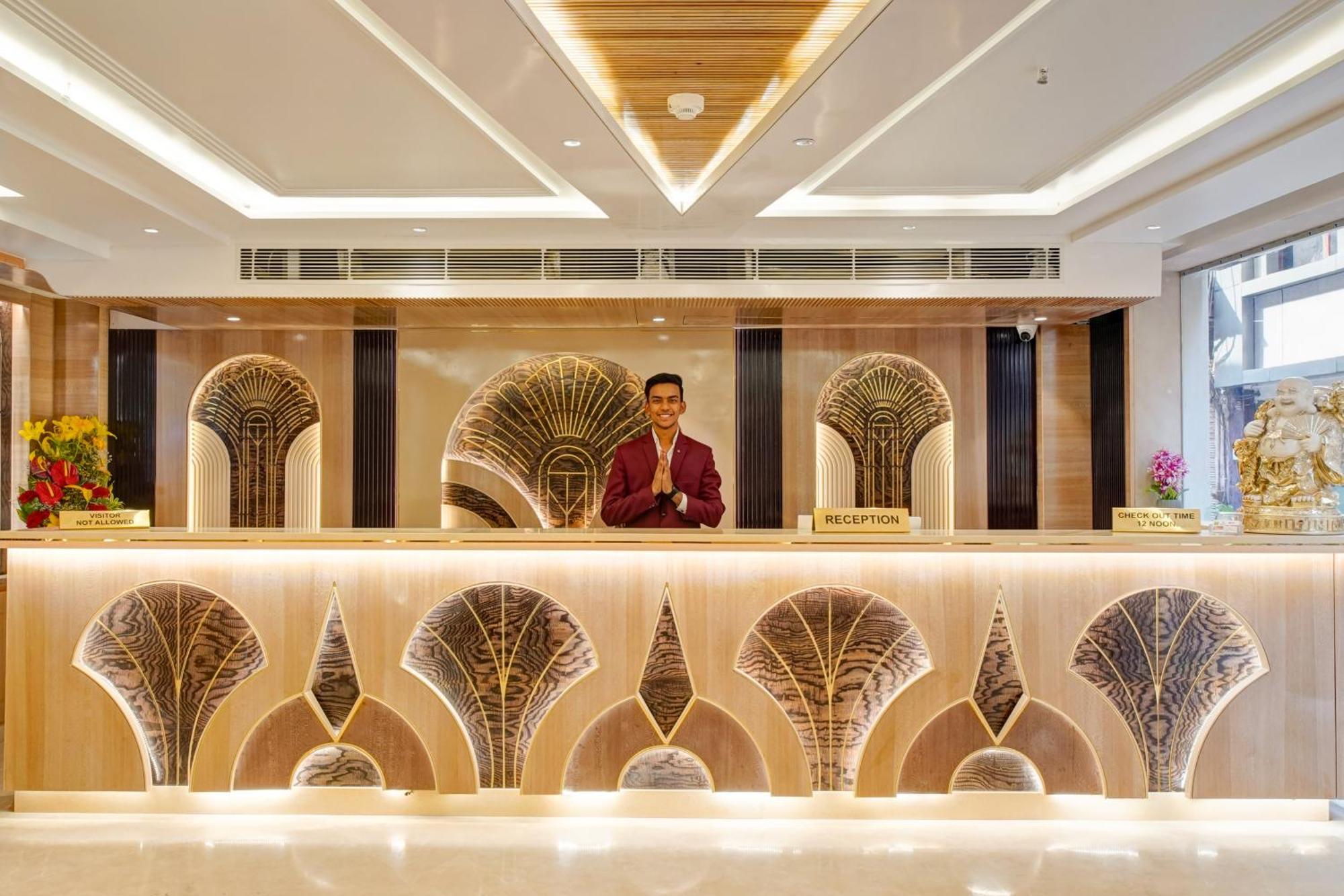 Gold The Prime Newly Built 2 Mins From Connaught Place And Railway Station
