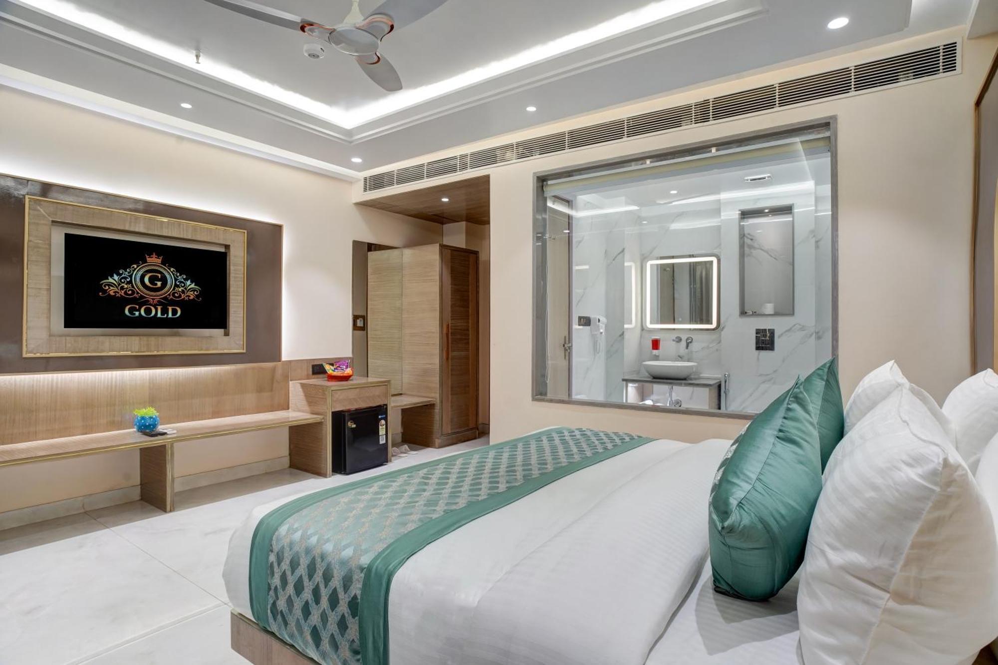 Hotel Gold The Prime Newly Built 2 Mins From Connaught Place And Railway Station